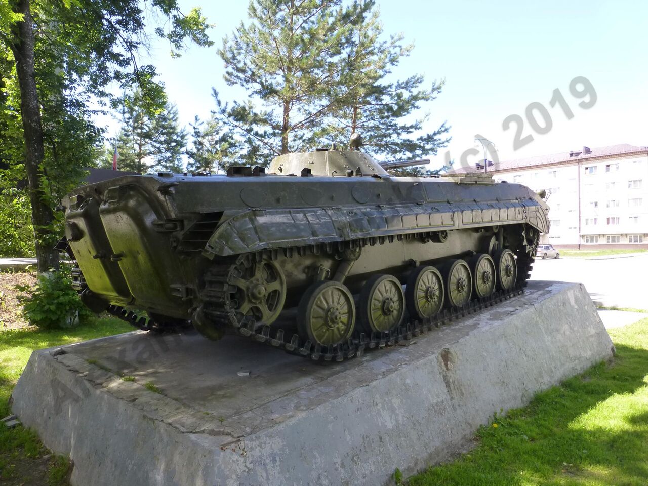 BMP-1_Ufa_1.jpg
