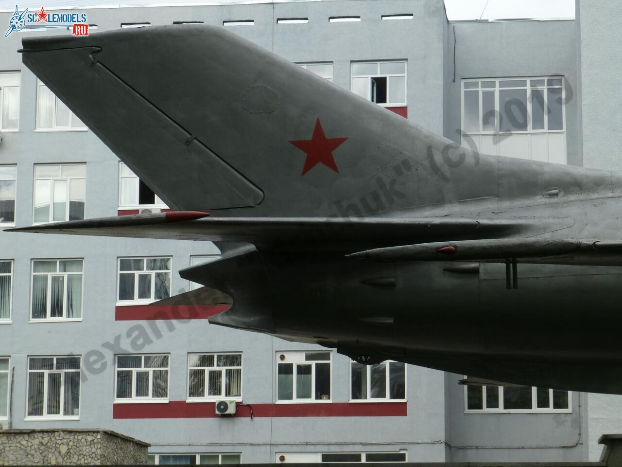 MiG-19P_Ufa_18.jpg