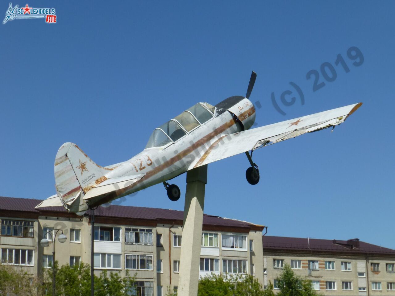 Yak-52_Tobolsk_0.jpg