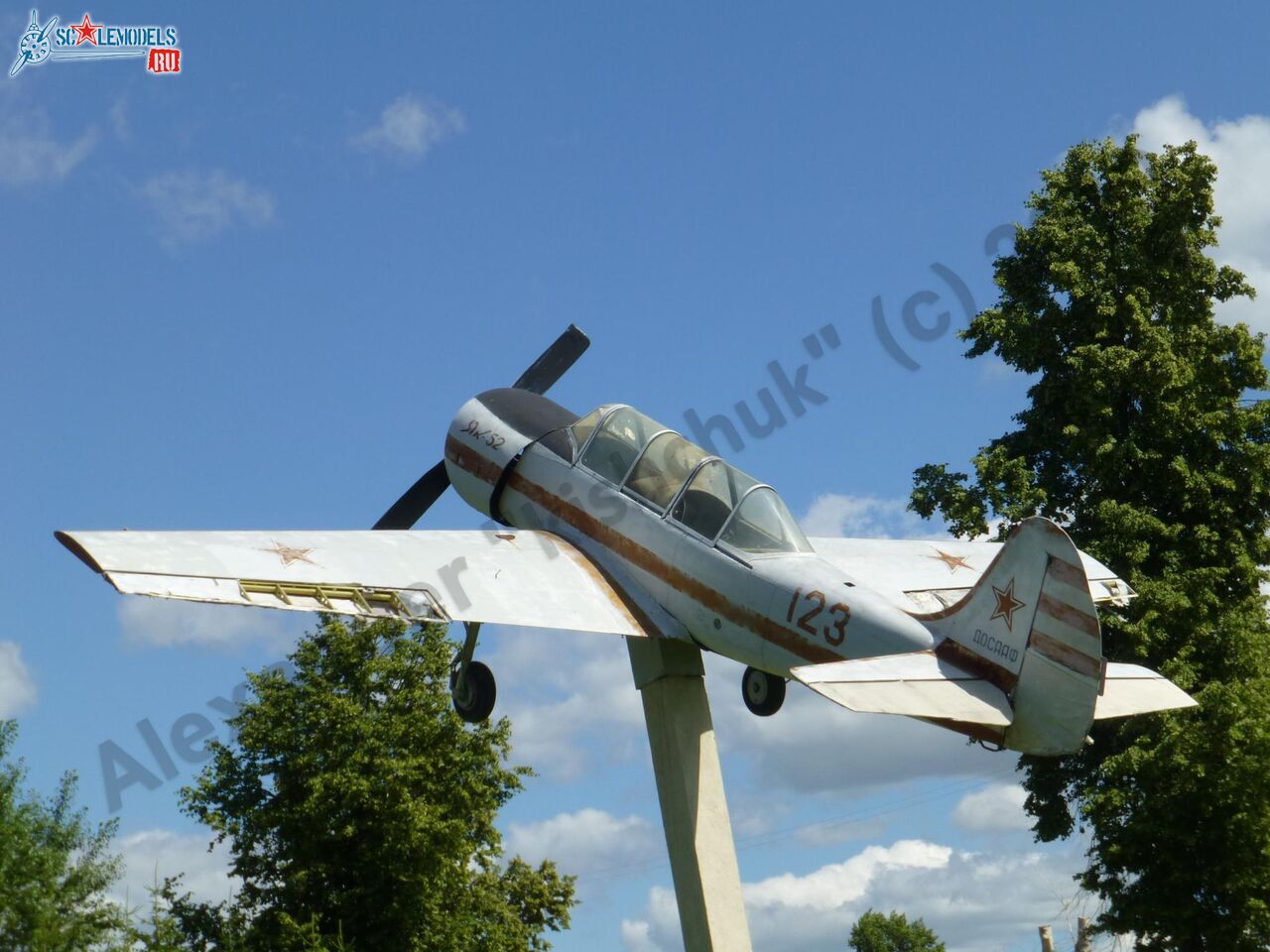 Yak-52_Tobolsk_6.jpg