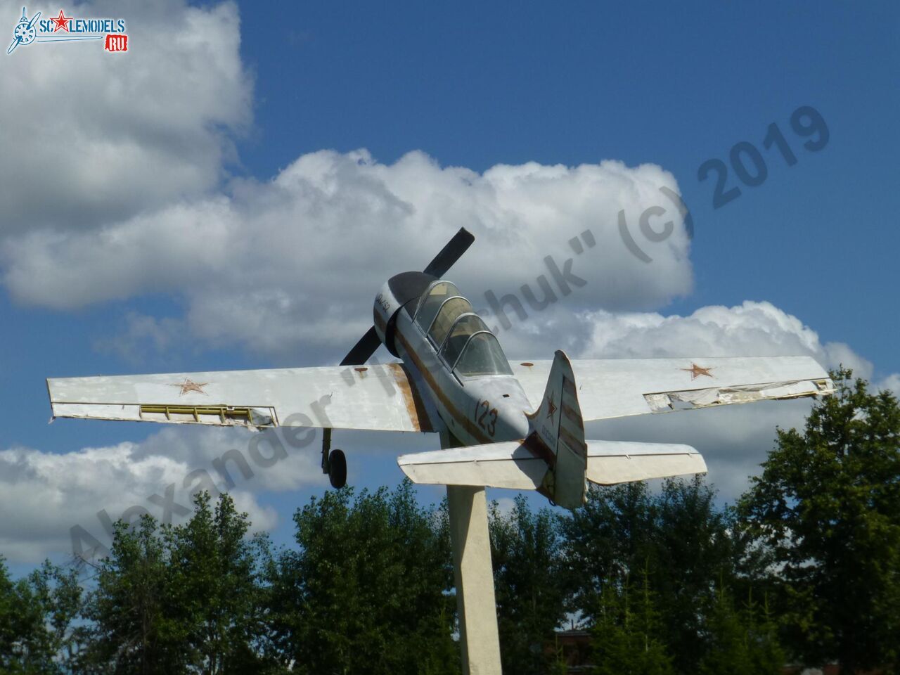 Yak-52_Tobolsk_7.jpg