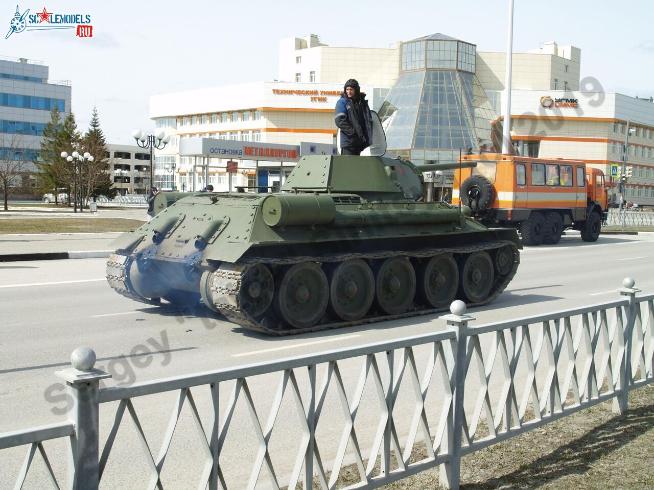 Retro_parade_Yekaterinburg_2019_114.jpg