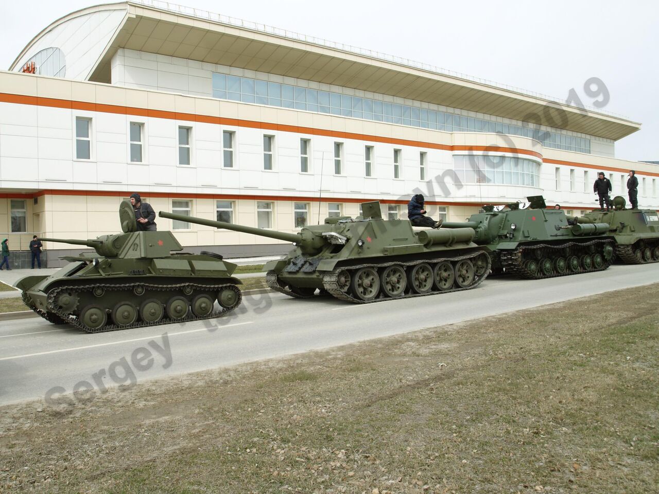 Retro_parade_Yekaterinburg_2019_200.jpg