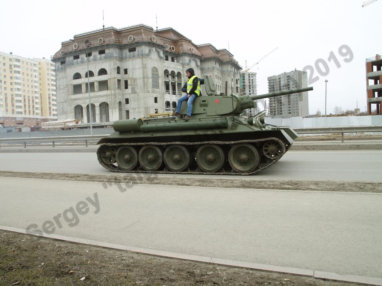 Retro_parade_Yekaterinburg_2019_215.jpg