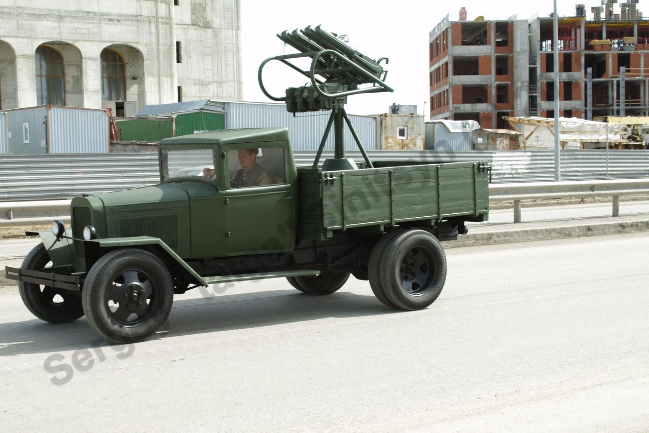 Retro_parade_Yekaterinburg_2019_43.jpg