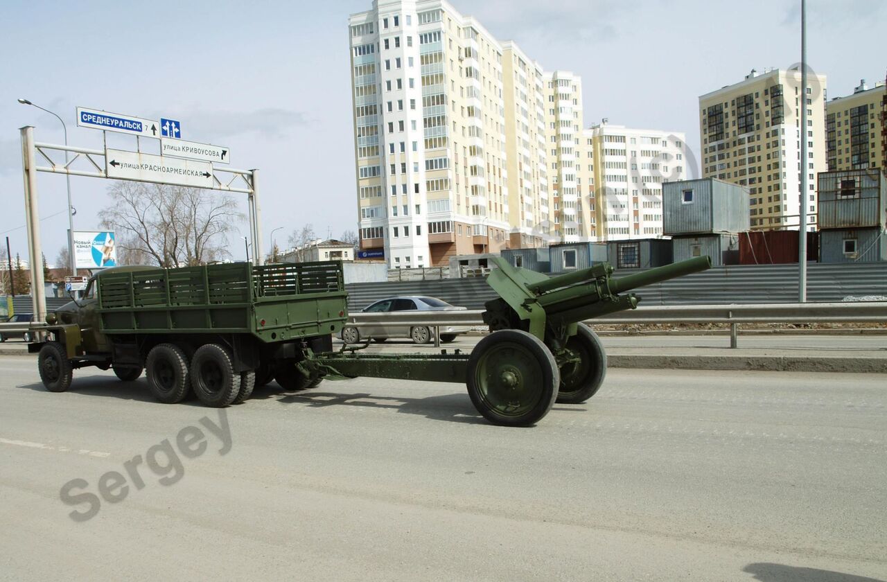 Retro_parade_Yekaterinburg_2019_48.jpg