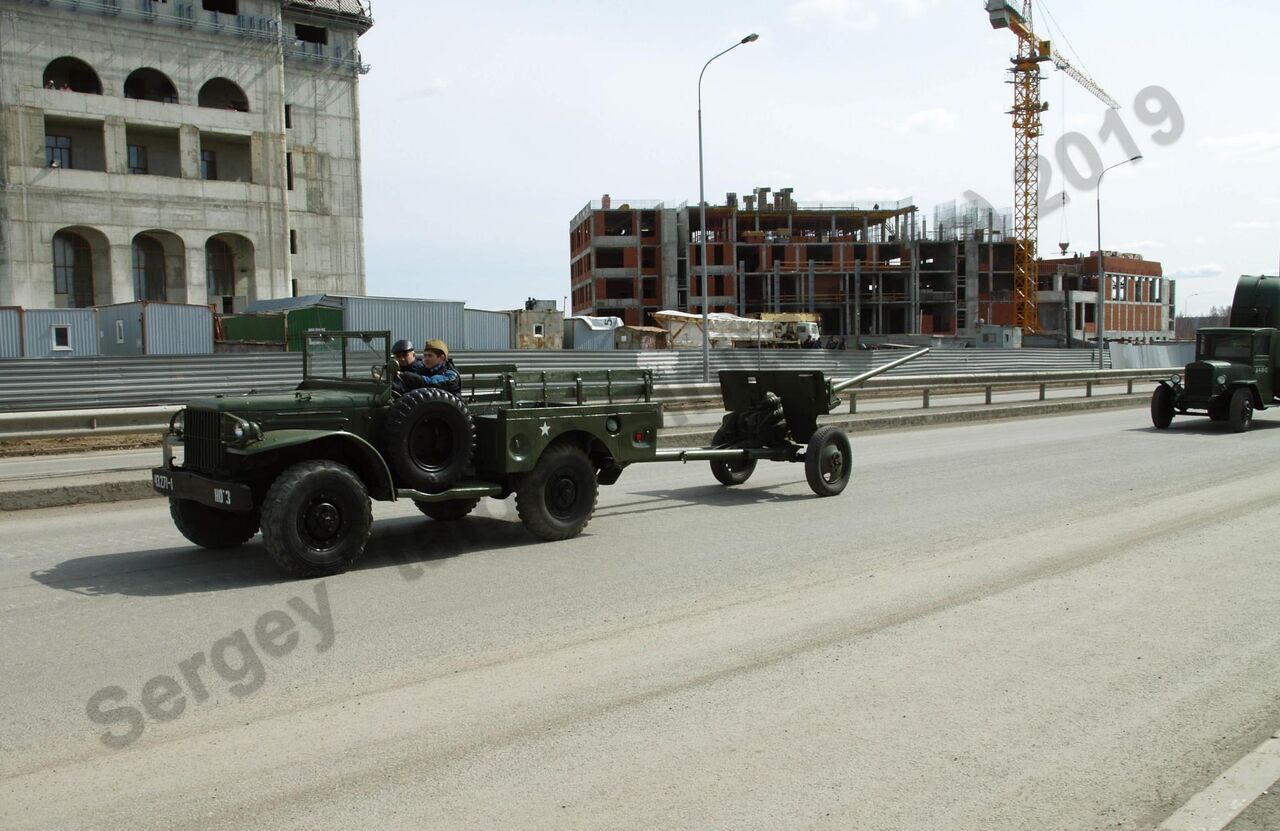 Retro_parade_Yekaterinburg_2019_49.jpg