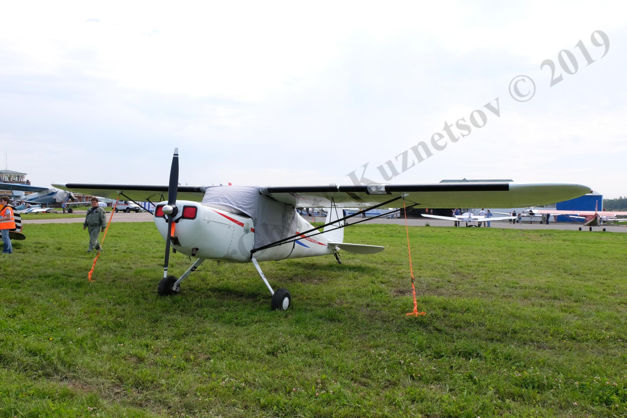 Cessna_140_11.jpg