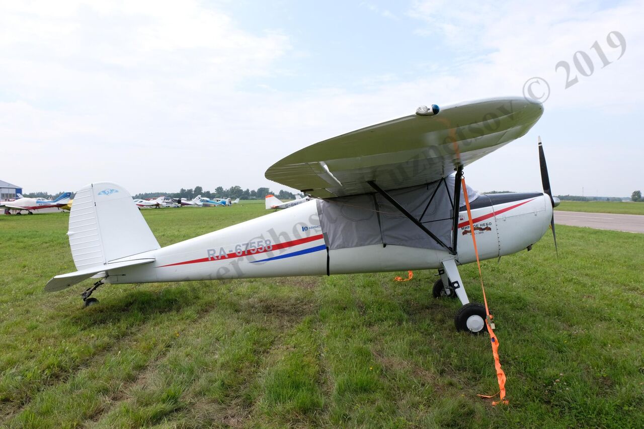 Cessna_140_8.jpg