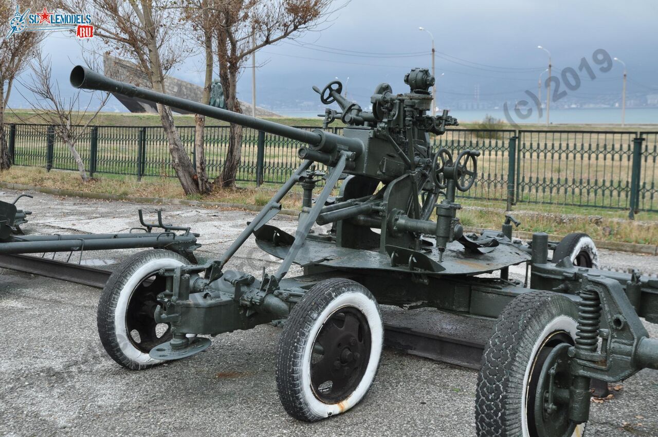 37-mm_AA-gun_61-K_105.jpg