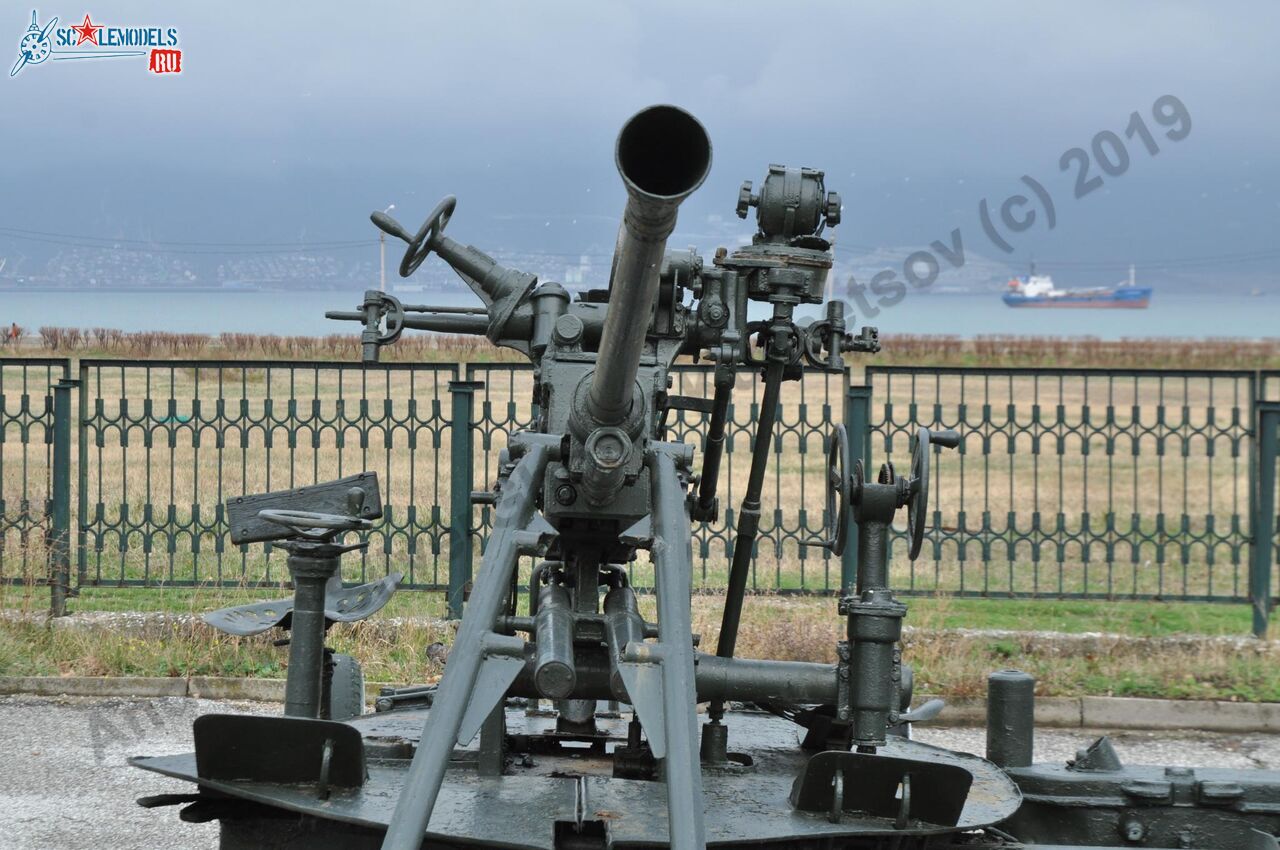 37-mm_AA-gun_61-K_120.jpg