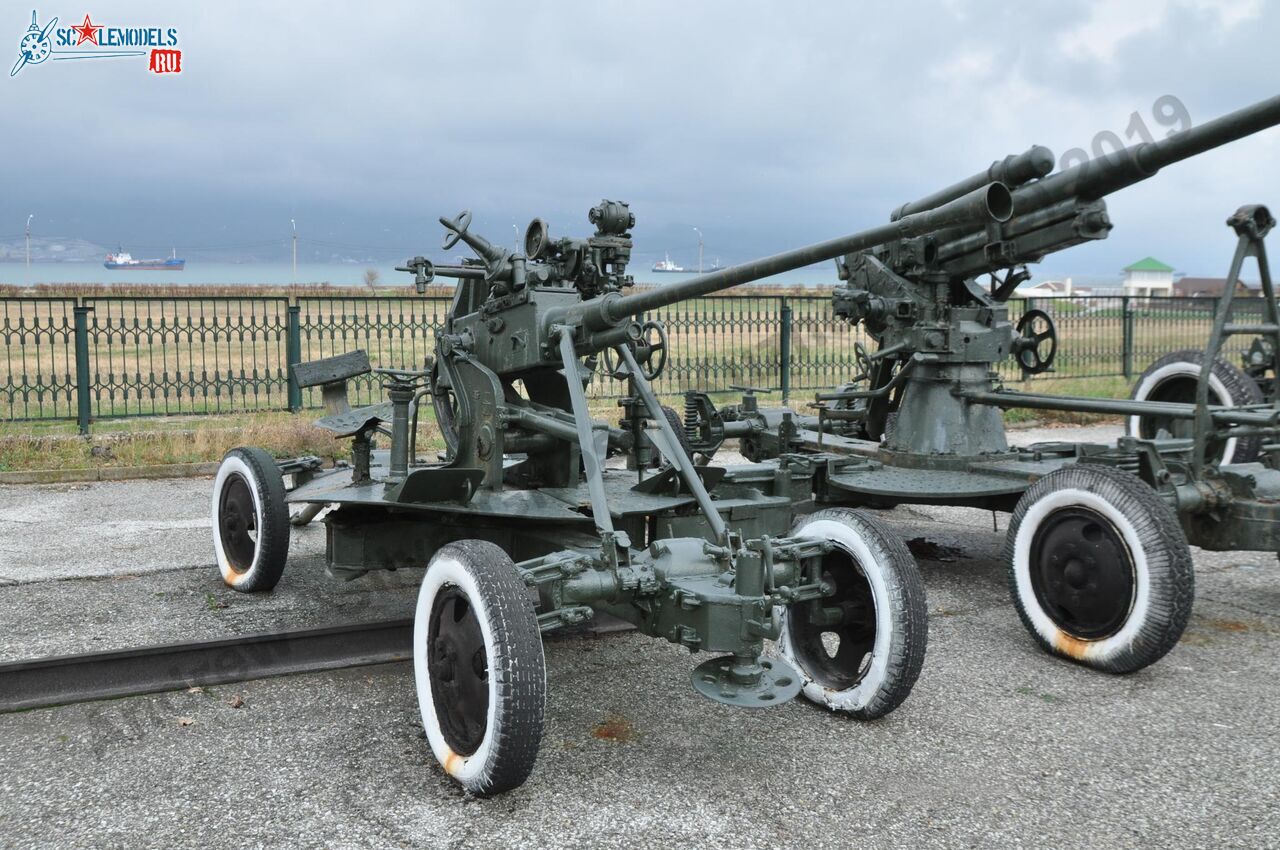 37-mm_AA-gun_61-K_126.jpg