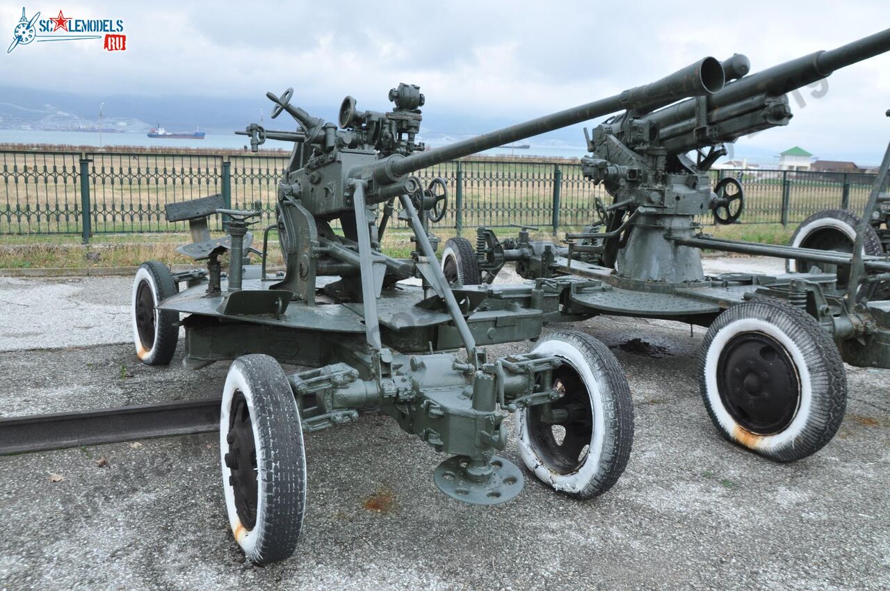 37-mm_AA-gun_61-K_16.jpg