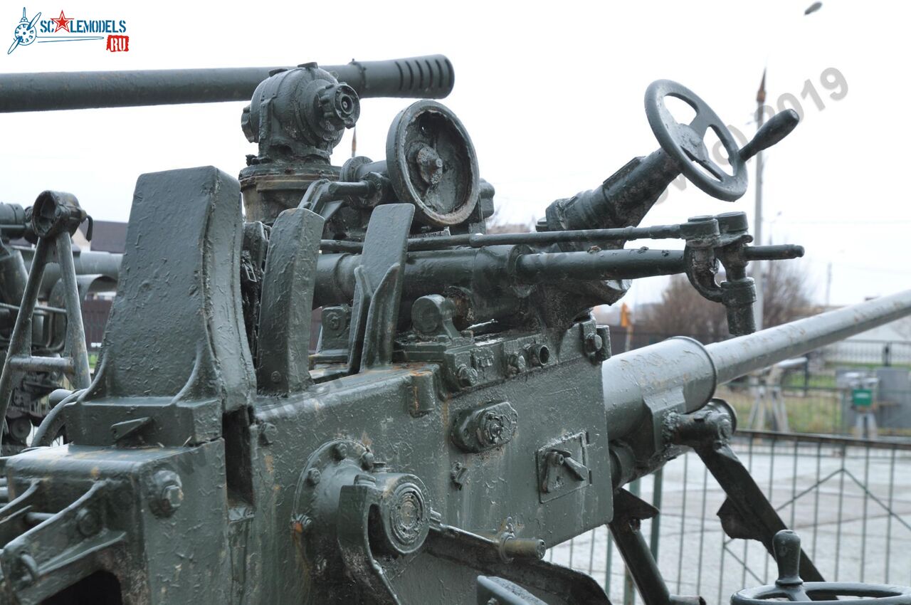 37-mm_AA-gun_61-K_47.jpg