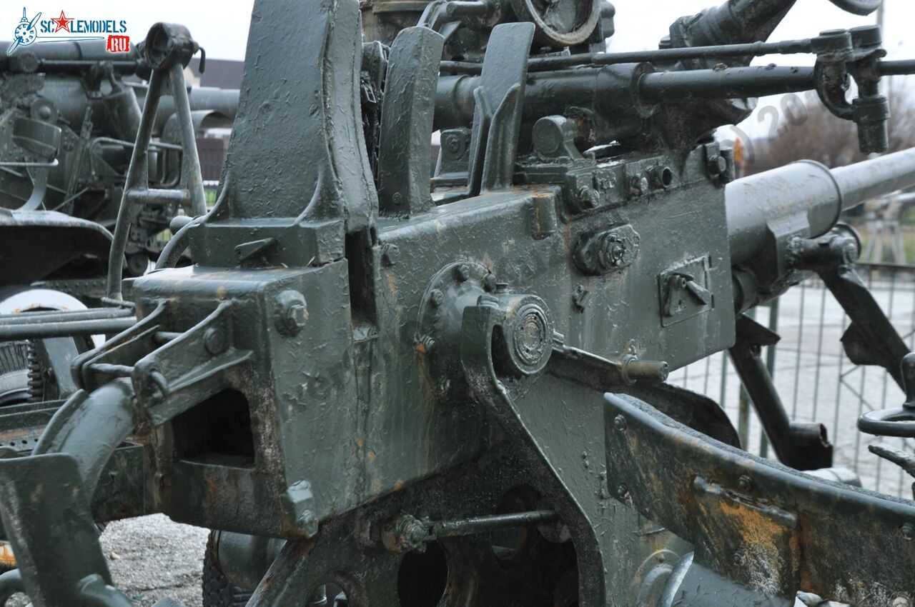 37-mm_AA-gun_61-K_48.jpg