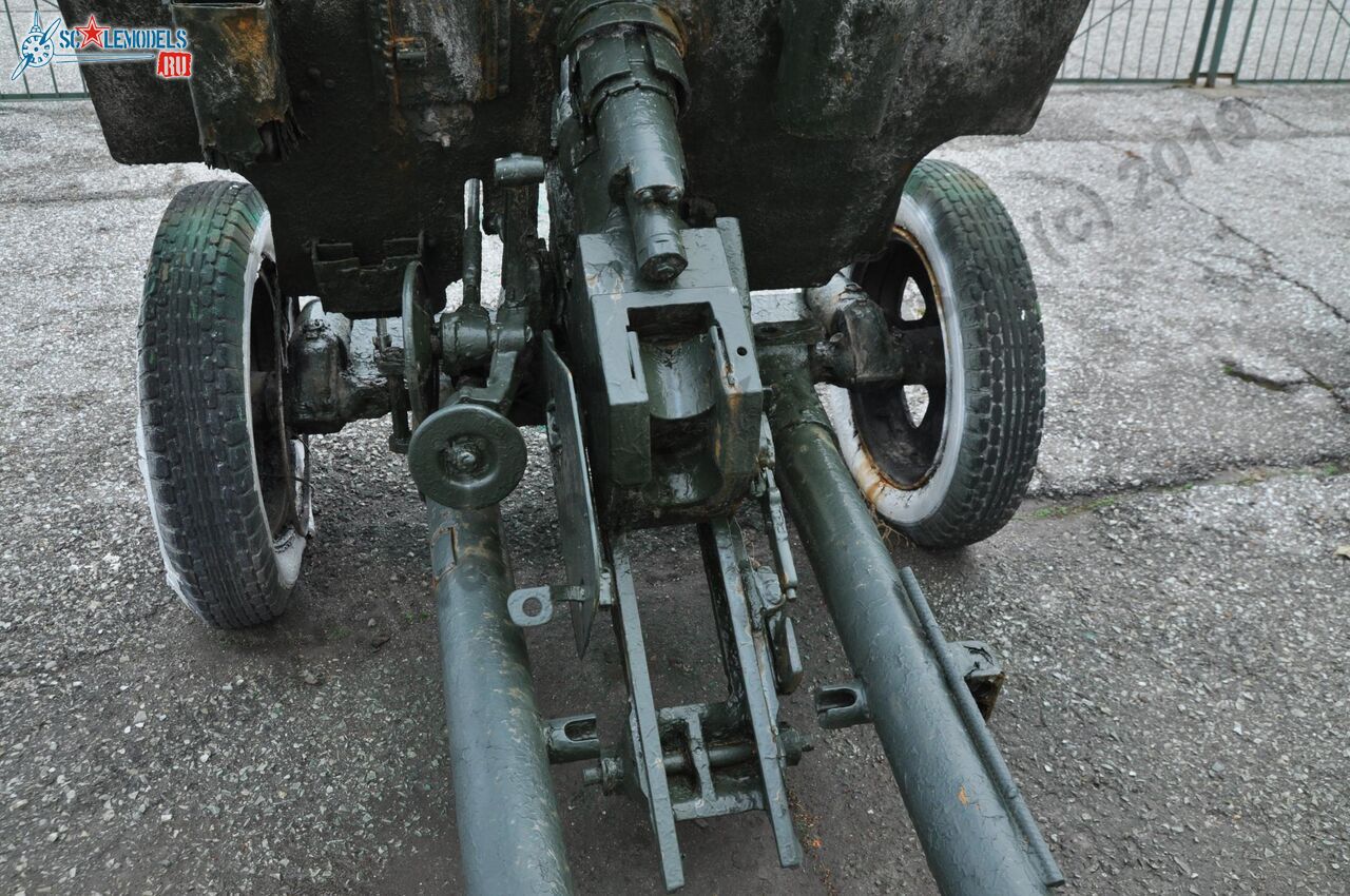 76-mm_ZiS-3_Mod_1942_18.jpg