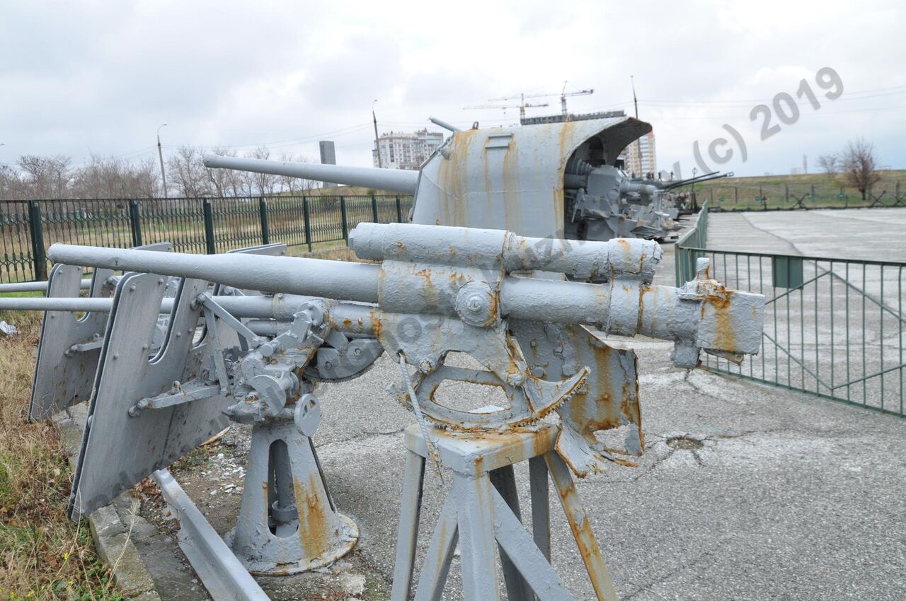 45-mm_AA-gun_21-K_1.jpg