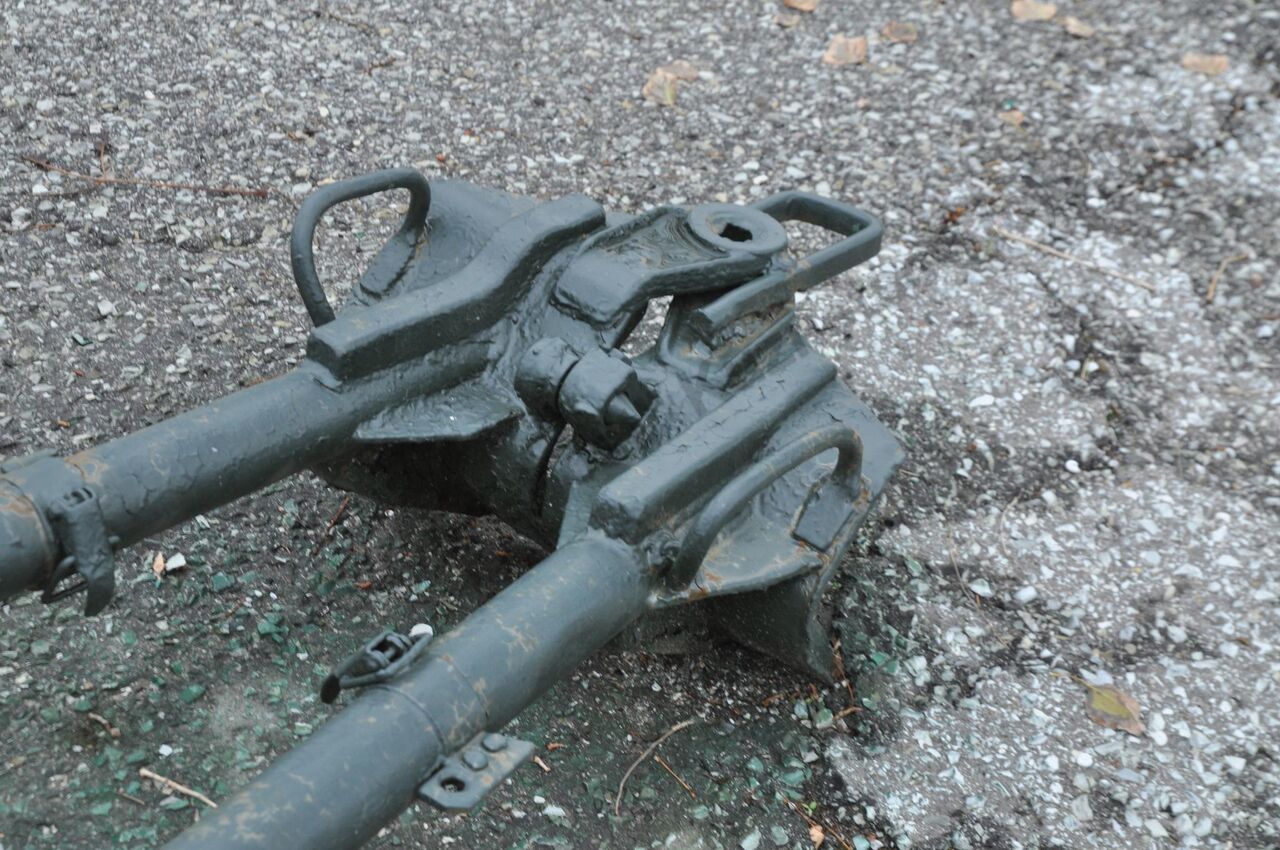 45-mm_anti-tank_gun_M-42_47.jpg