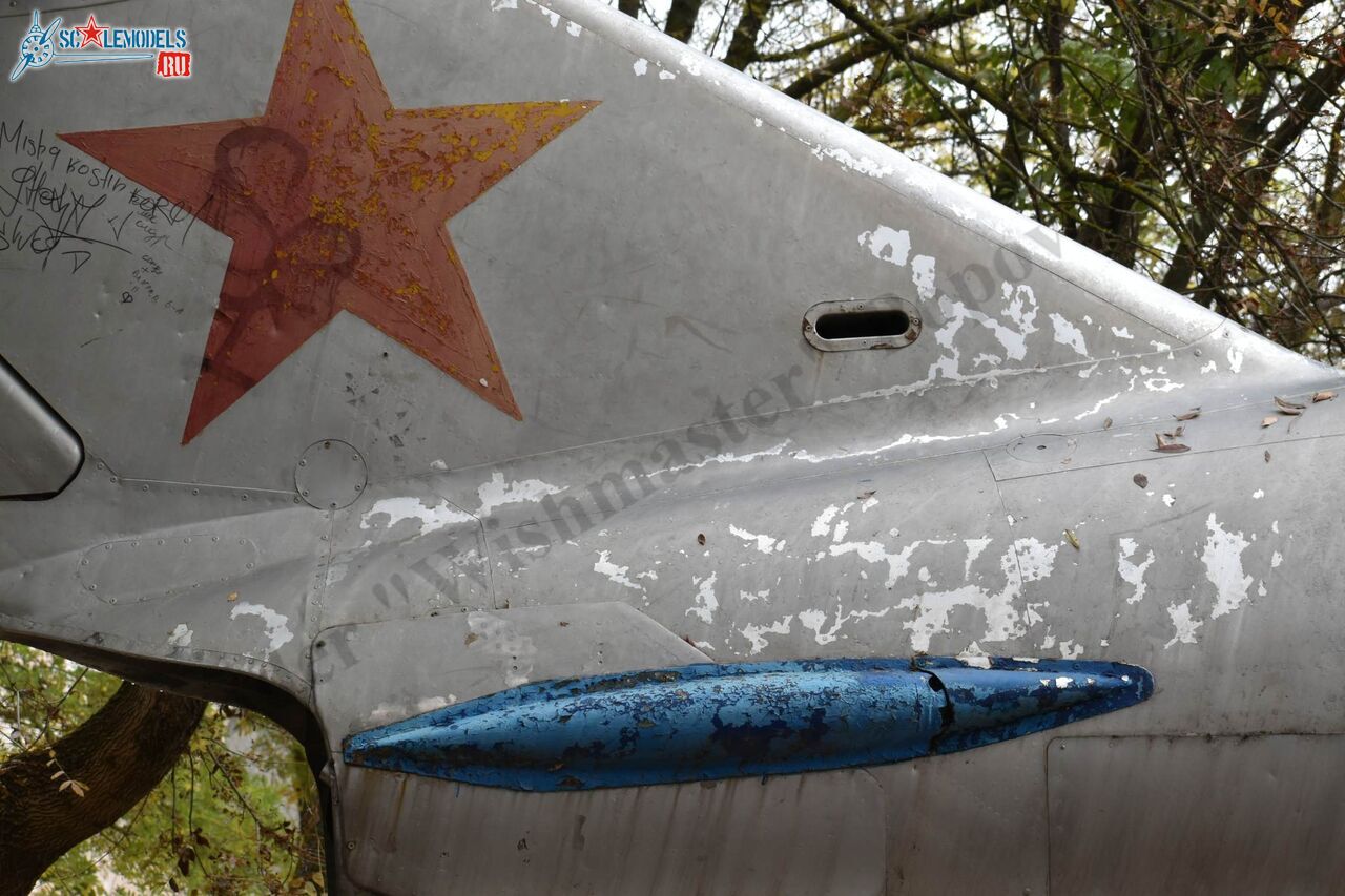 MiG-17PF_Gvardeyskoye_9.jpg