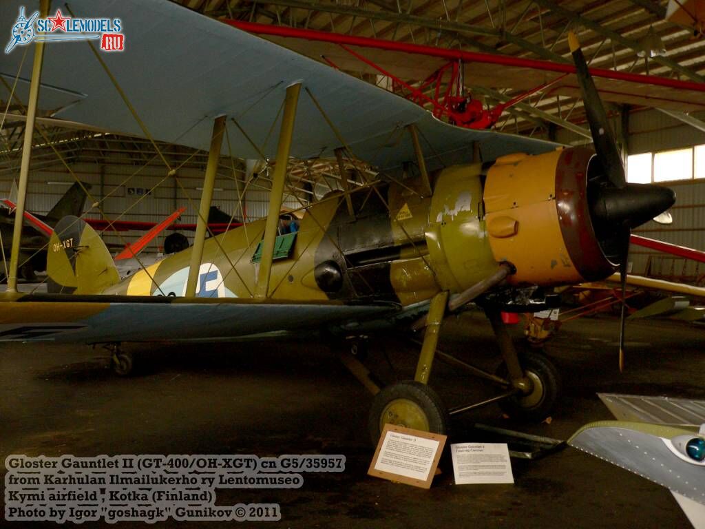 Gloster Gauntlet II (2).JPG