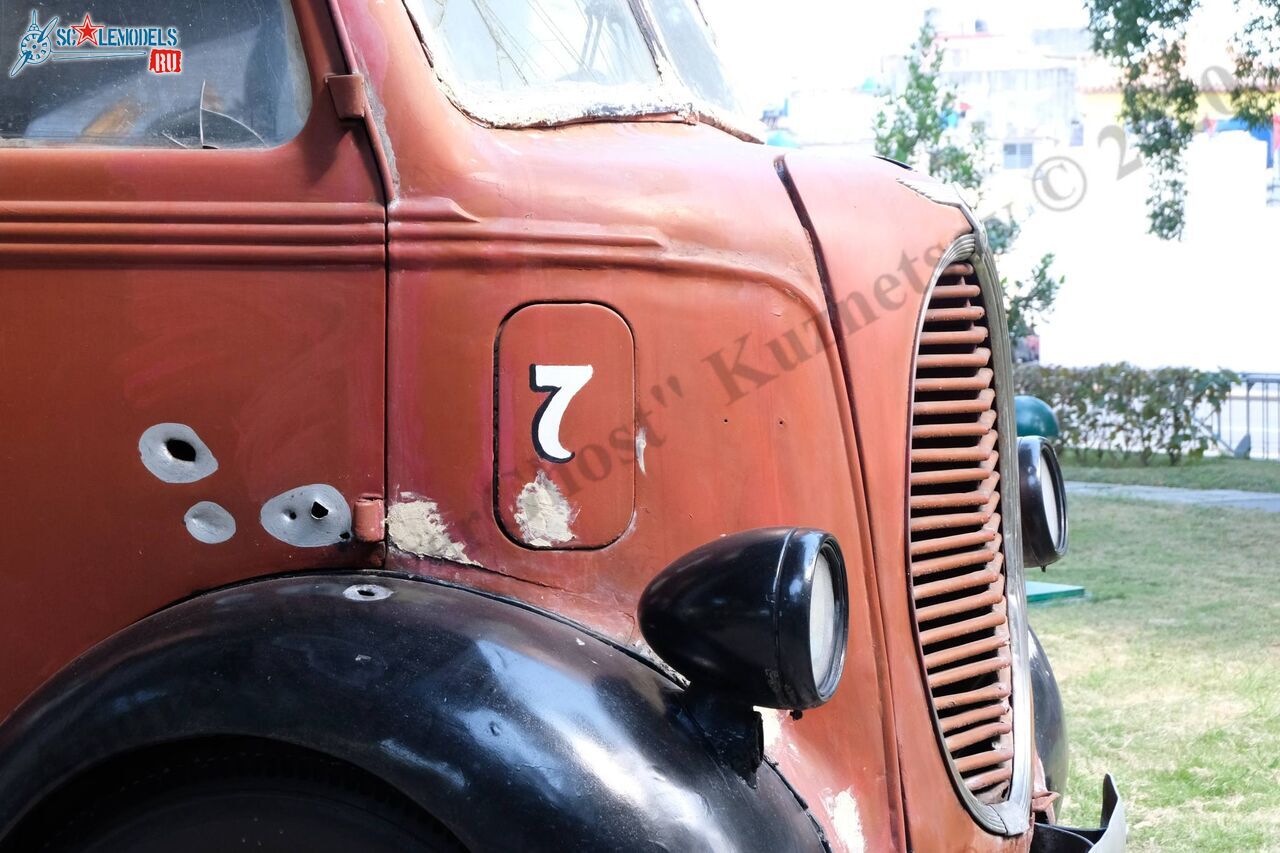 Ford_COE_1937_14.jpg