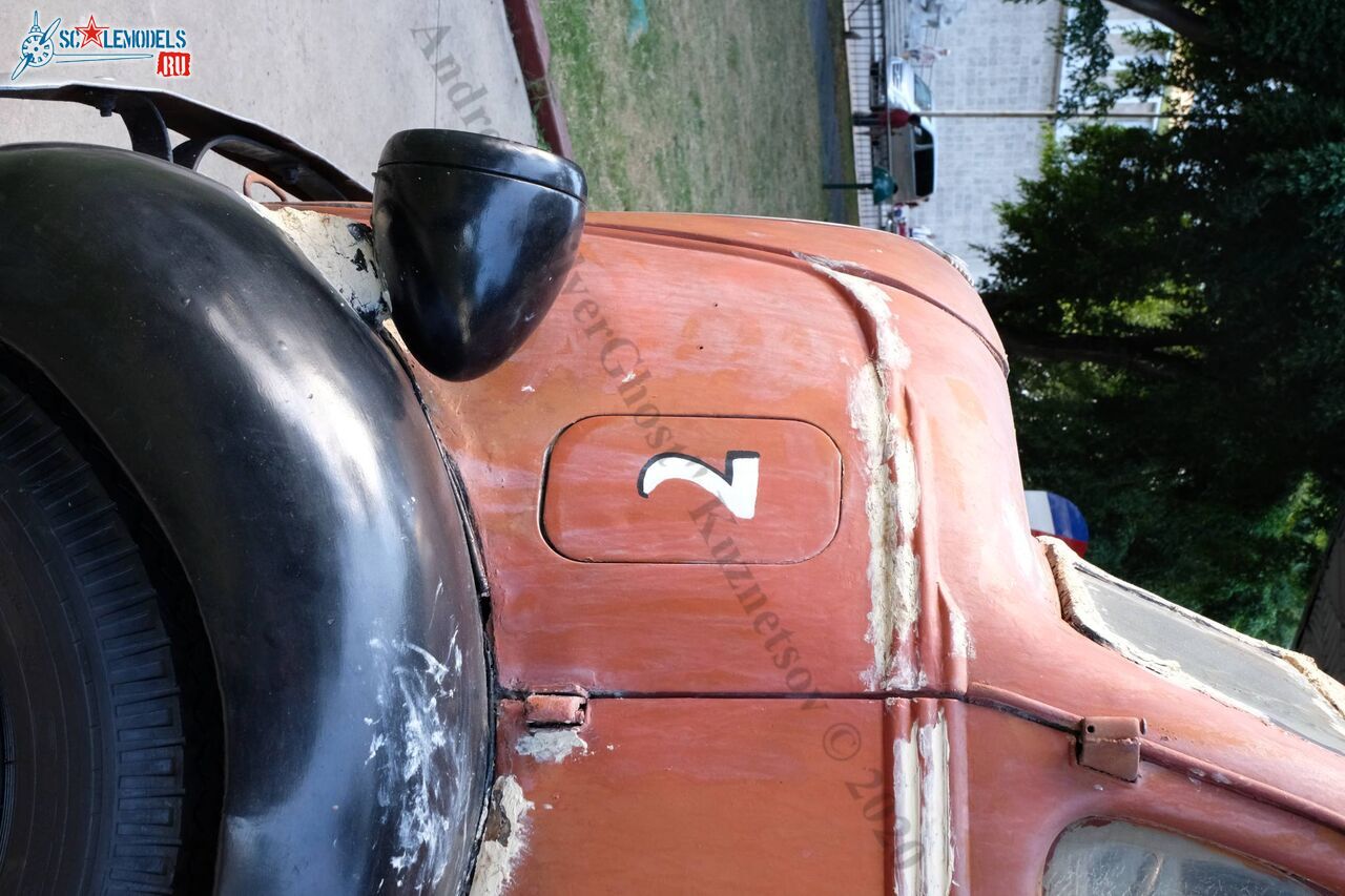 Ford_COE_1937_44.jpg