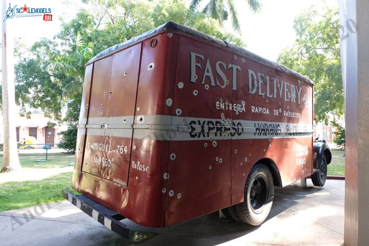 Ford_COE_1937_73.jpg