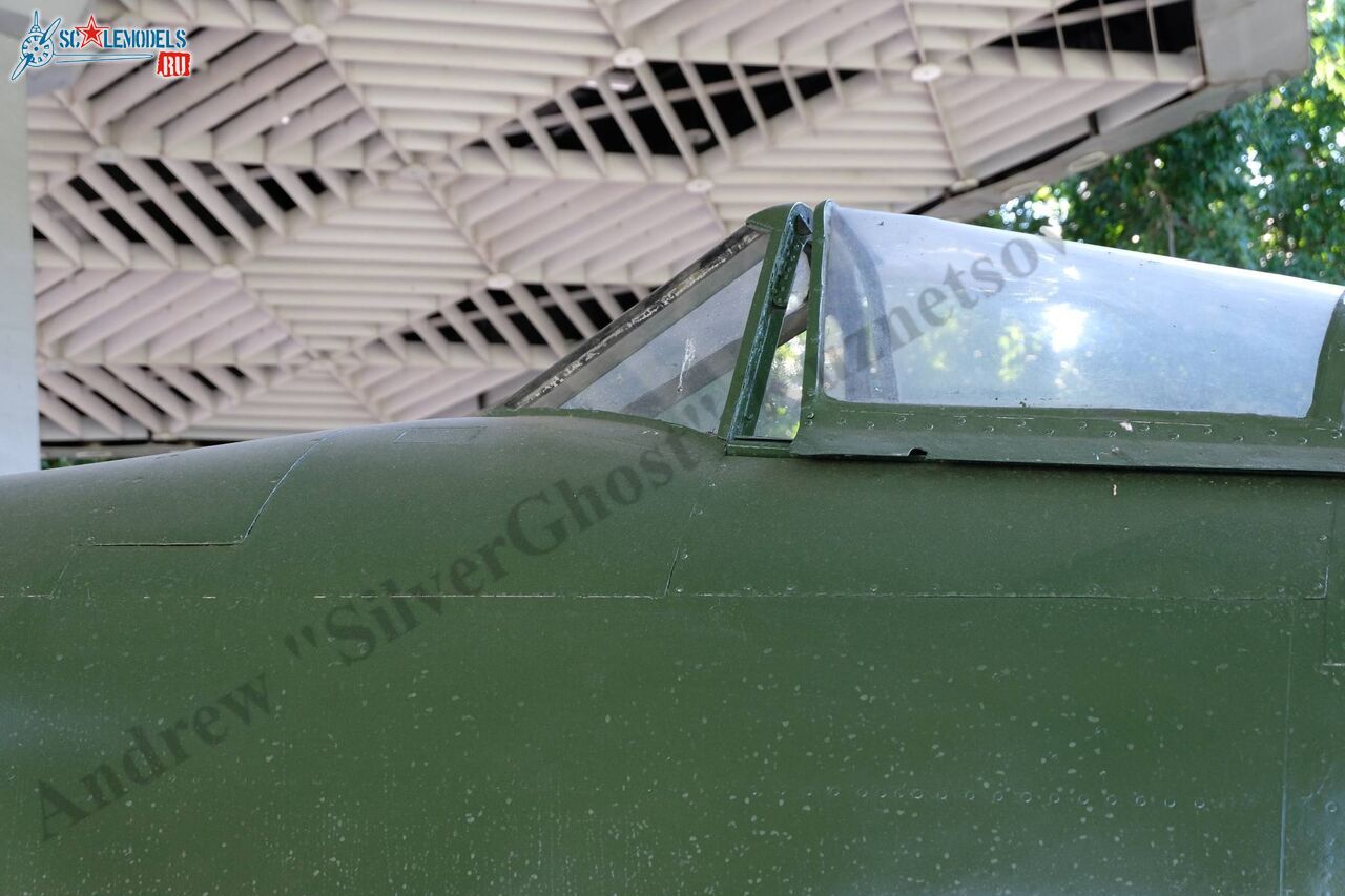 Hawker_Sea_Fury_FB11_236.jpg