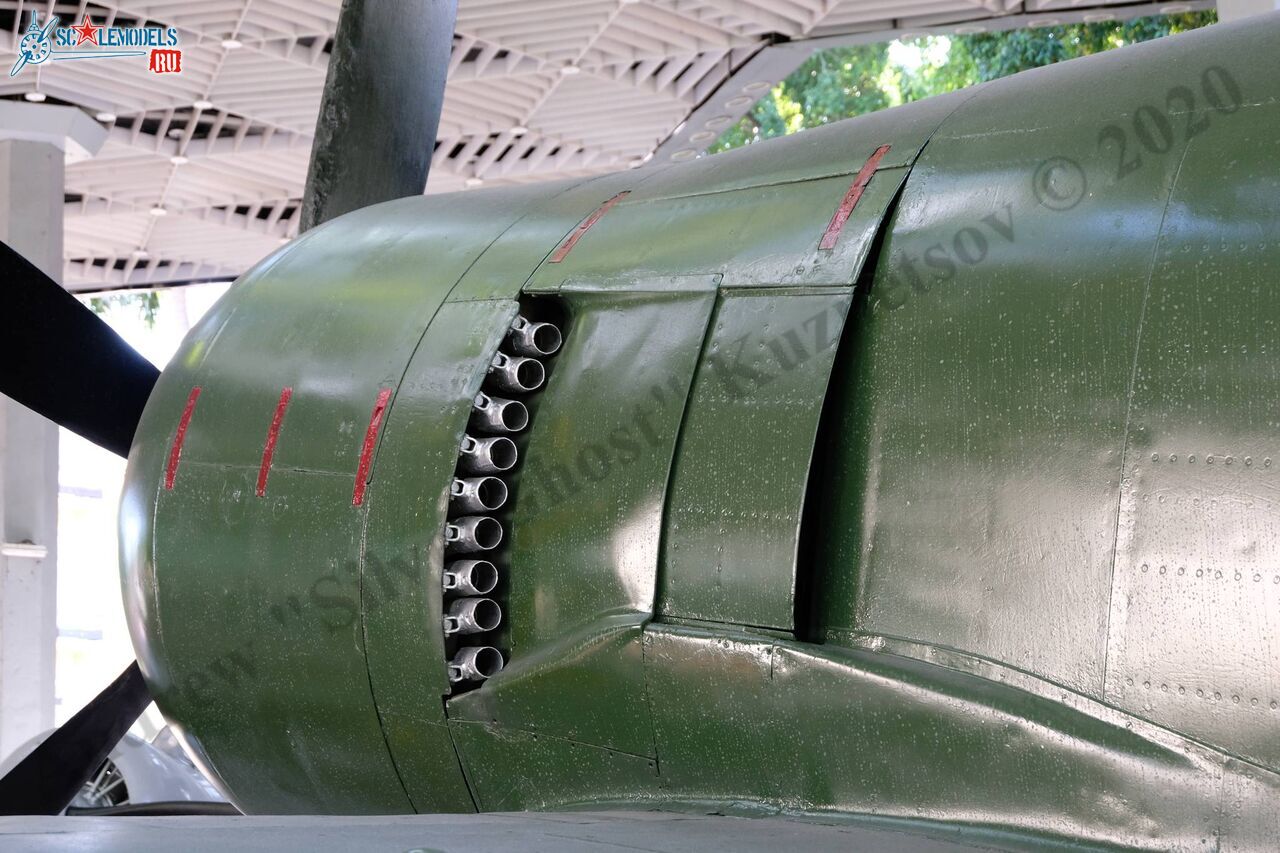 Hawker_Sea_Fury_FB11_237.jpg