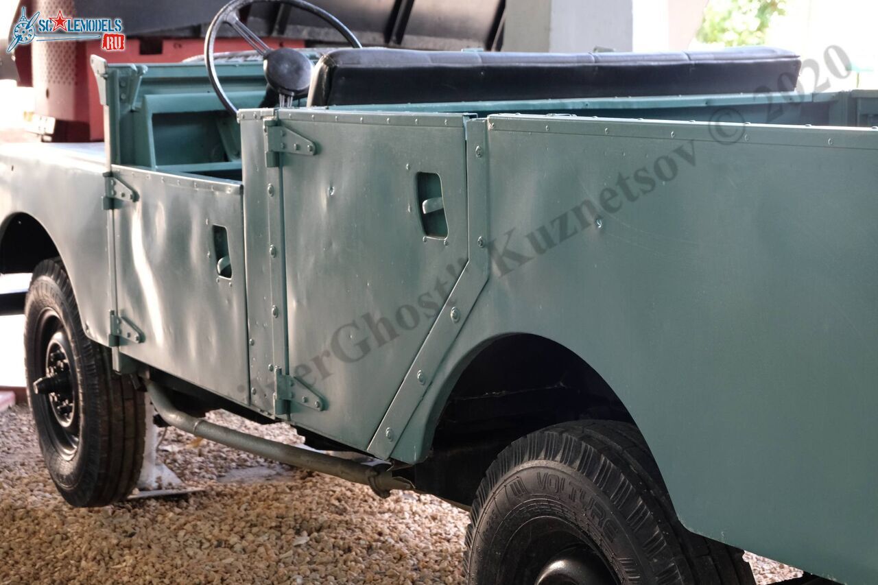 Land_Rover_Series_I_5.jpg