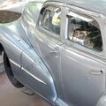 Pontiac_Steamliner_sedan_1948_59.jpg