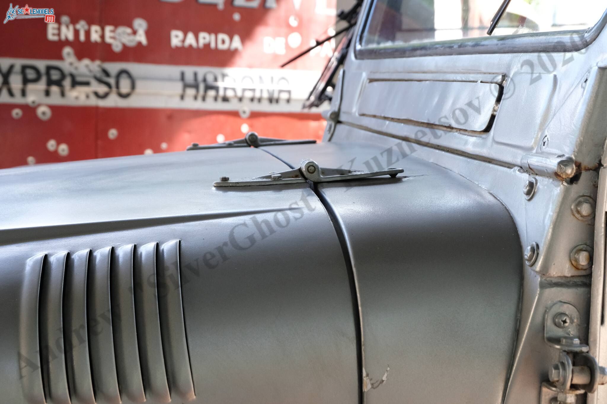 Toyota_Land_Cruiser_J20_43.jpg