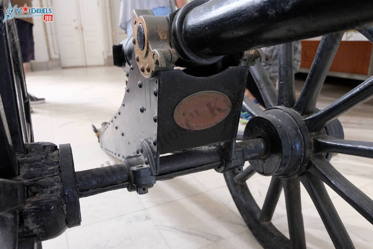 42-mm_Hotchkiss_mountain_gun_M1875_17.jpg