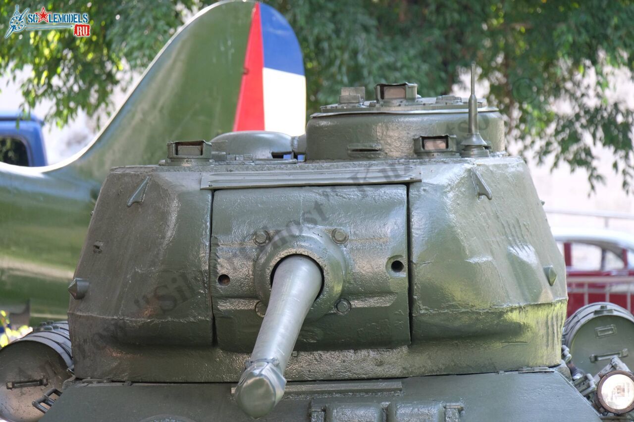 T-34-85_Cuba_108.jpg