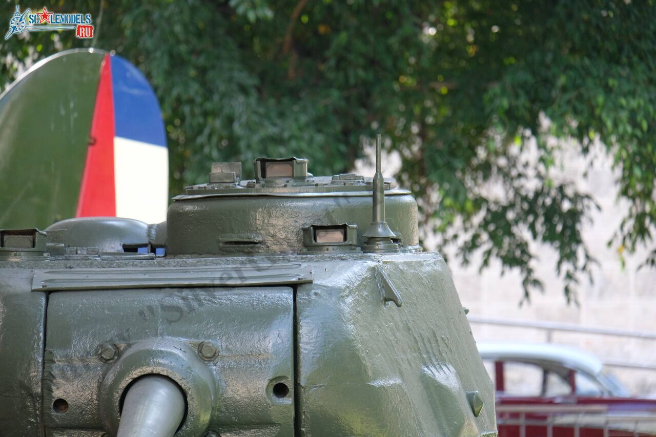 T-34-85_Cuba_109.jpg