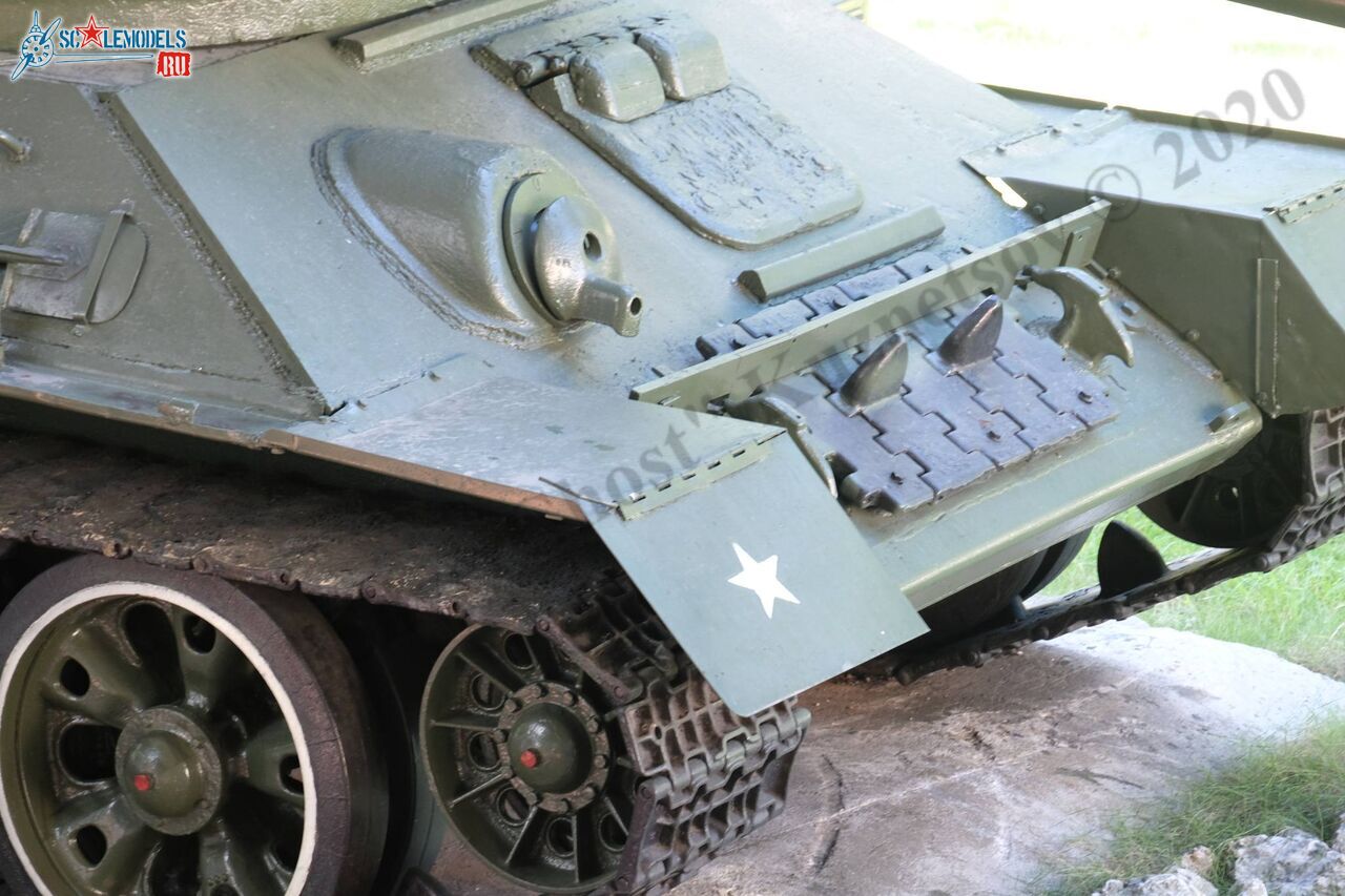 T-34-85_Cuba_125.jpg