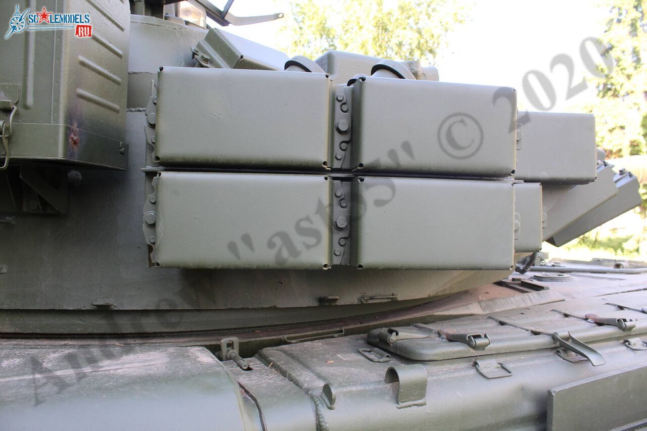 T-80BV_Omsk_12.jpg