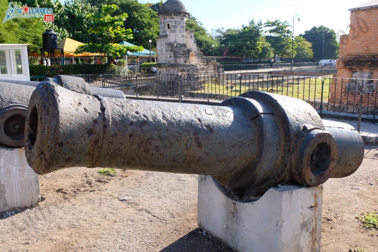 Spain_fortress_gun_1871_18.jpg