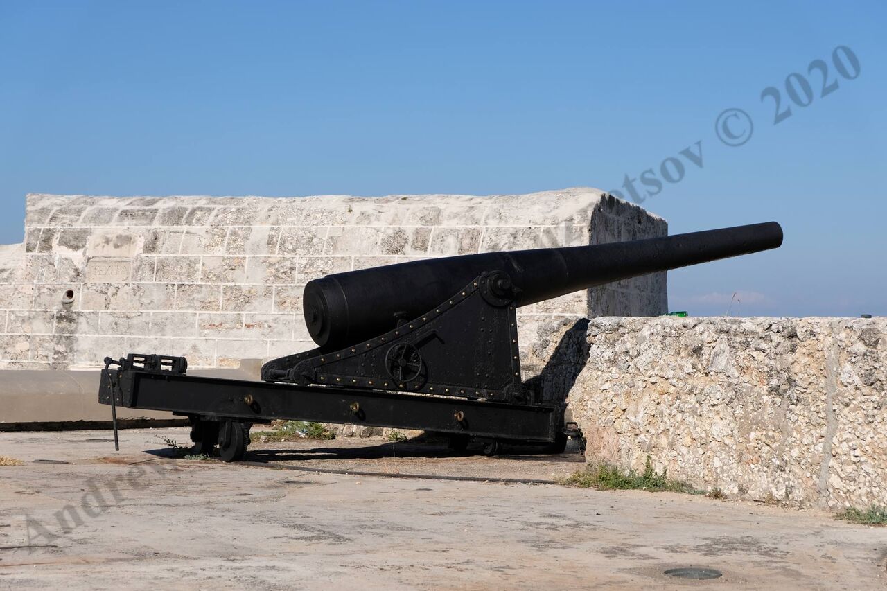 Spain_fortress_gun_1890_102.jpg