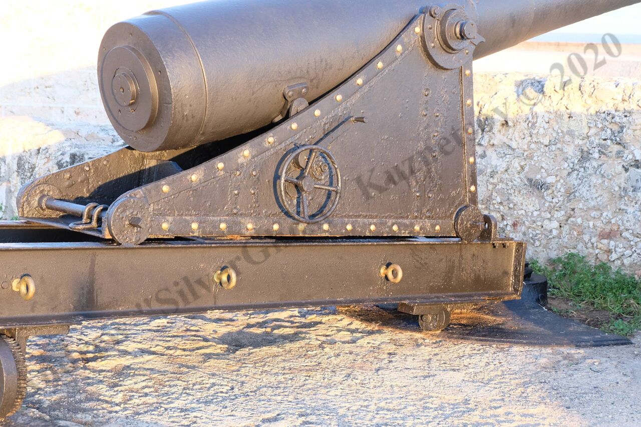 Spain_fortress_gun_1890_108.jpg