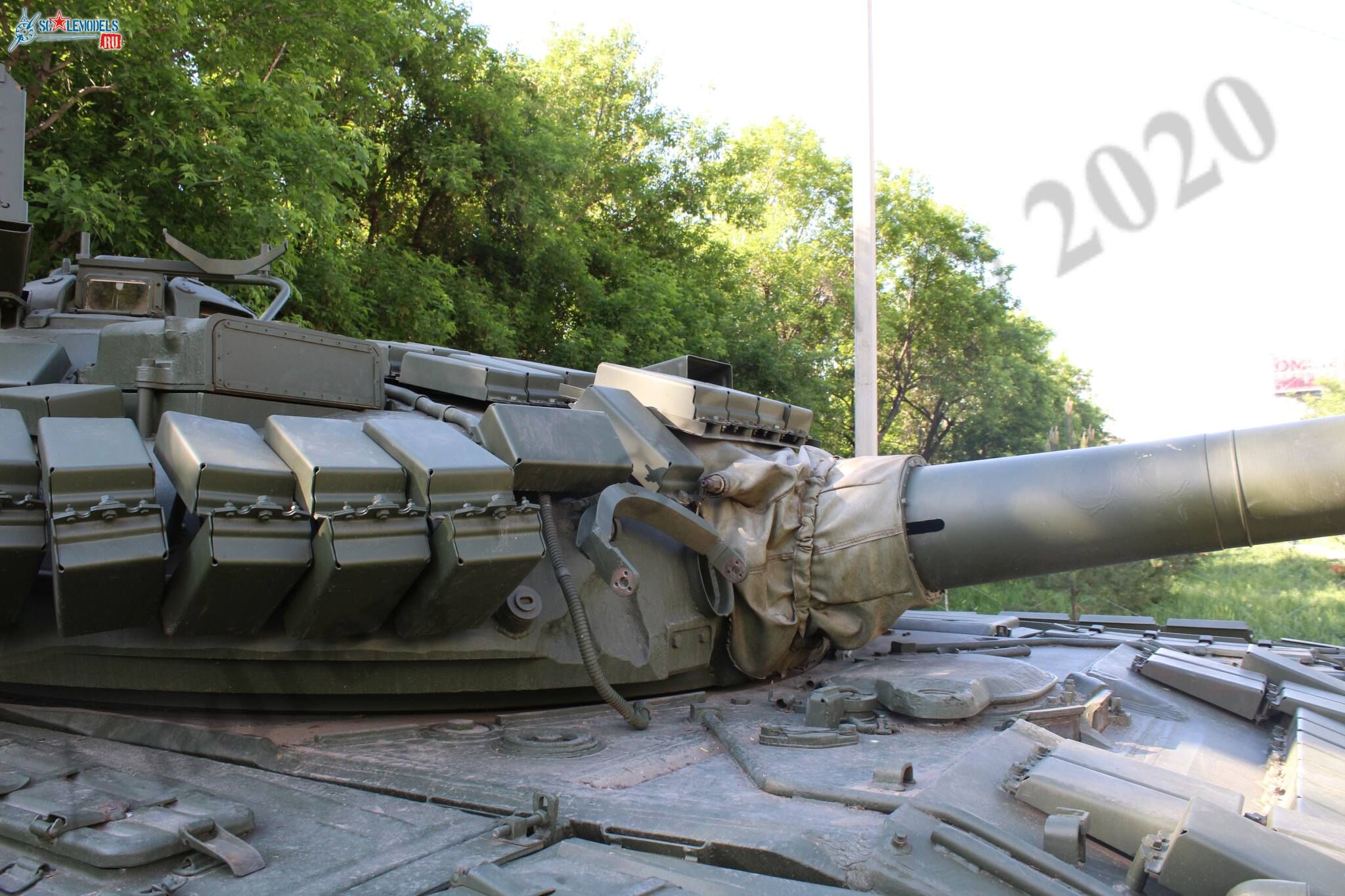 T-80BV_Omsk_22.jpg