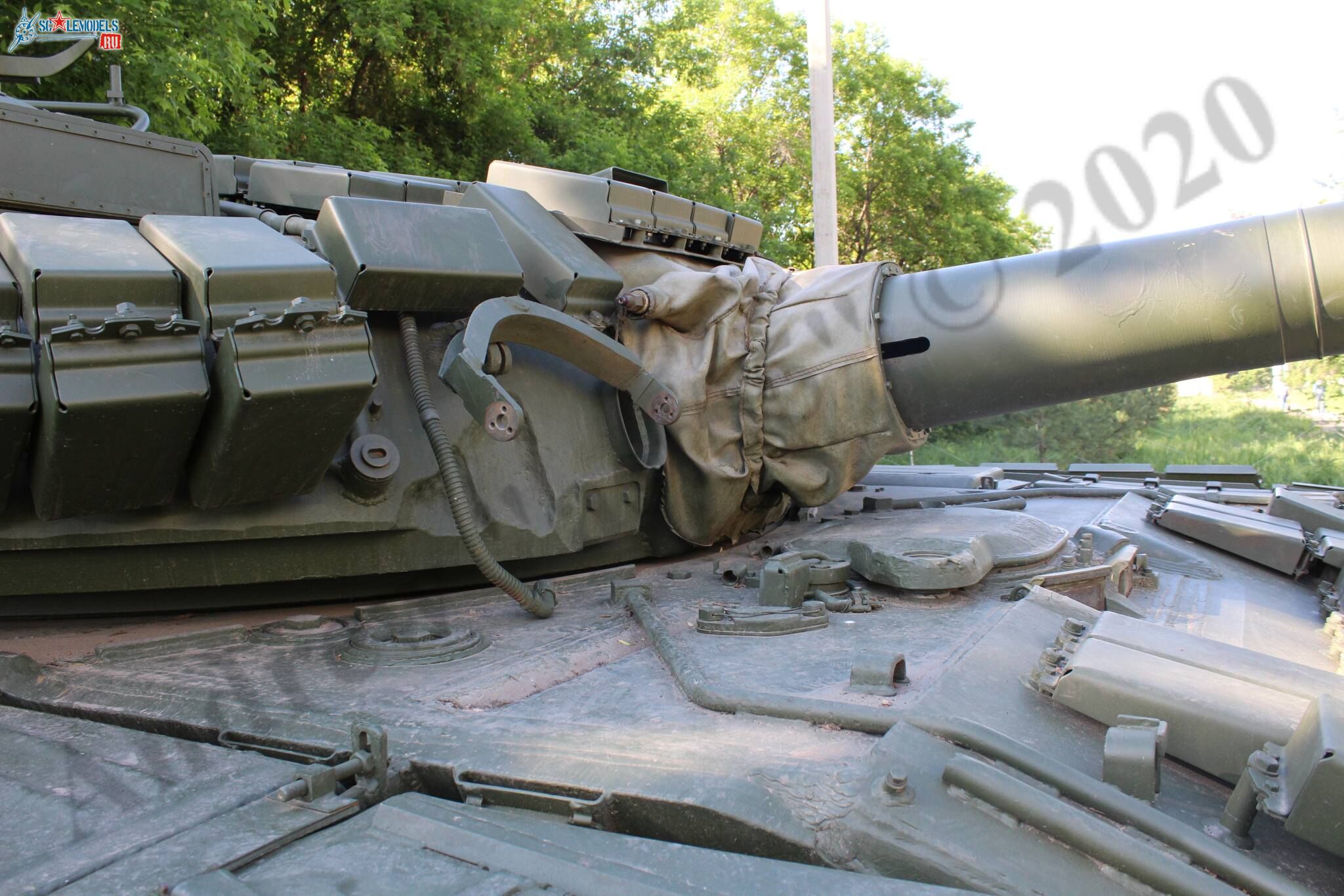 T-80BV_Omsk_7.jpg