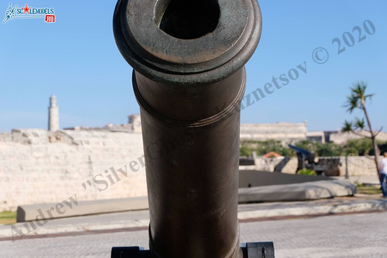 Spain_La_Punta_gun_8_22.jpg