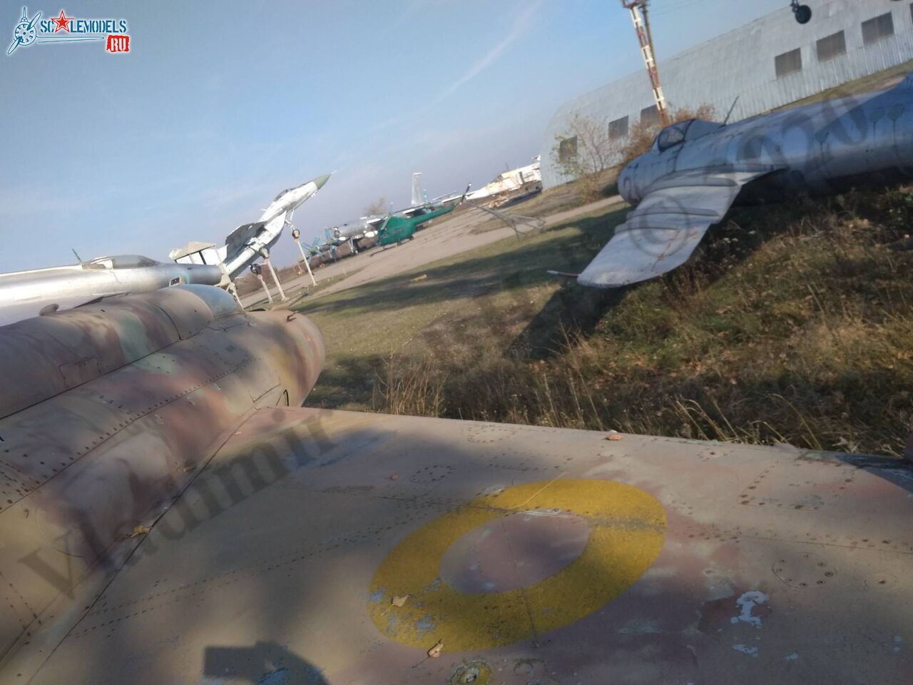 MiG-21SM_Lugansk_9.jpg