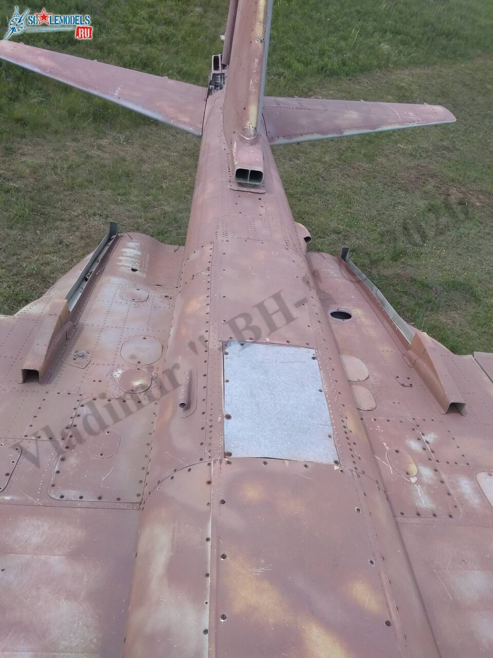 Su-25_Lugansk_83.jpg