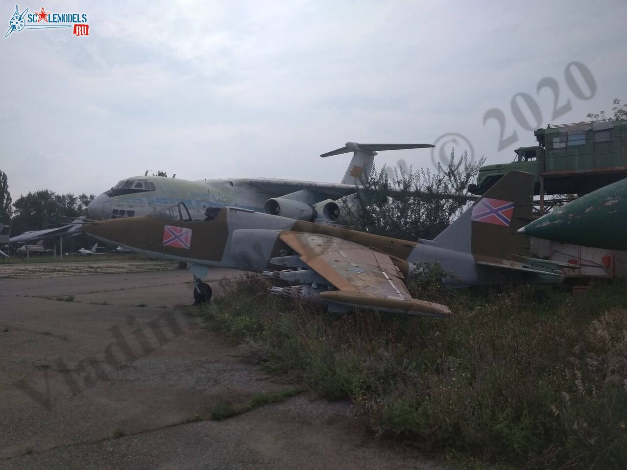 Su-25_Lugansk_1.jpg