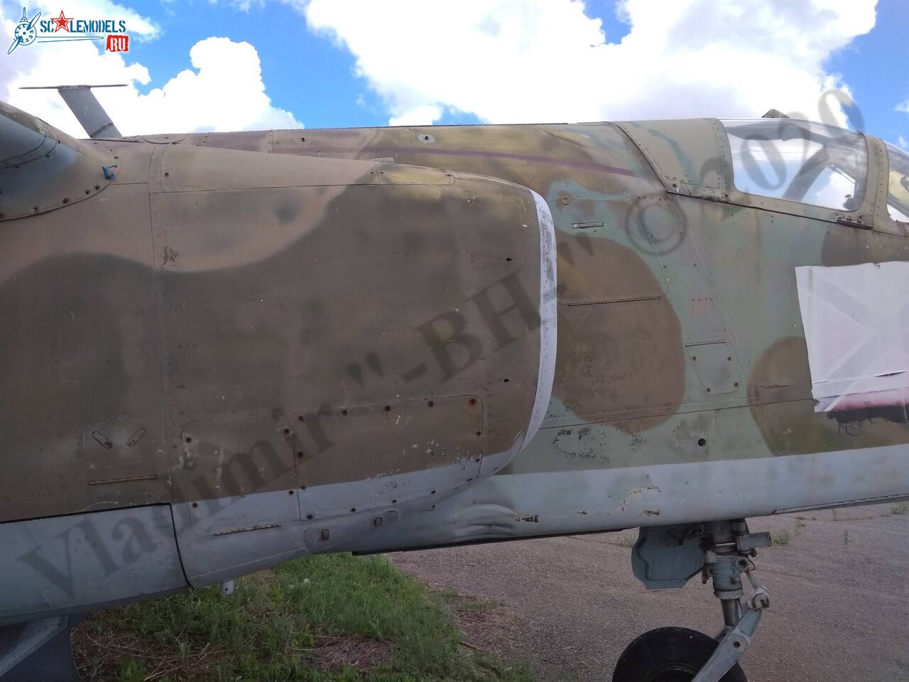 Su-25_Lugansk_79.jpg