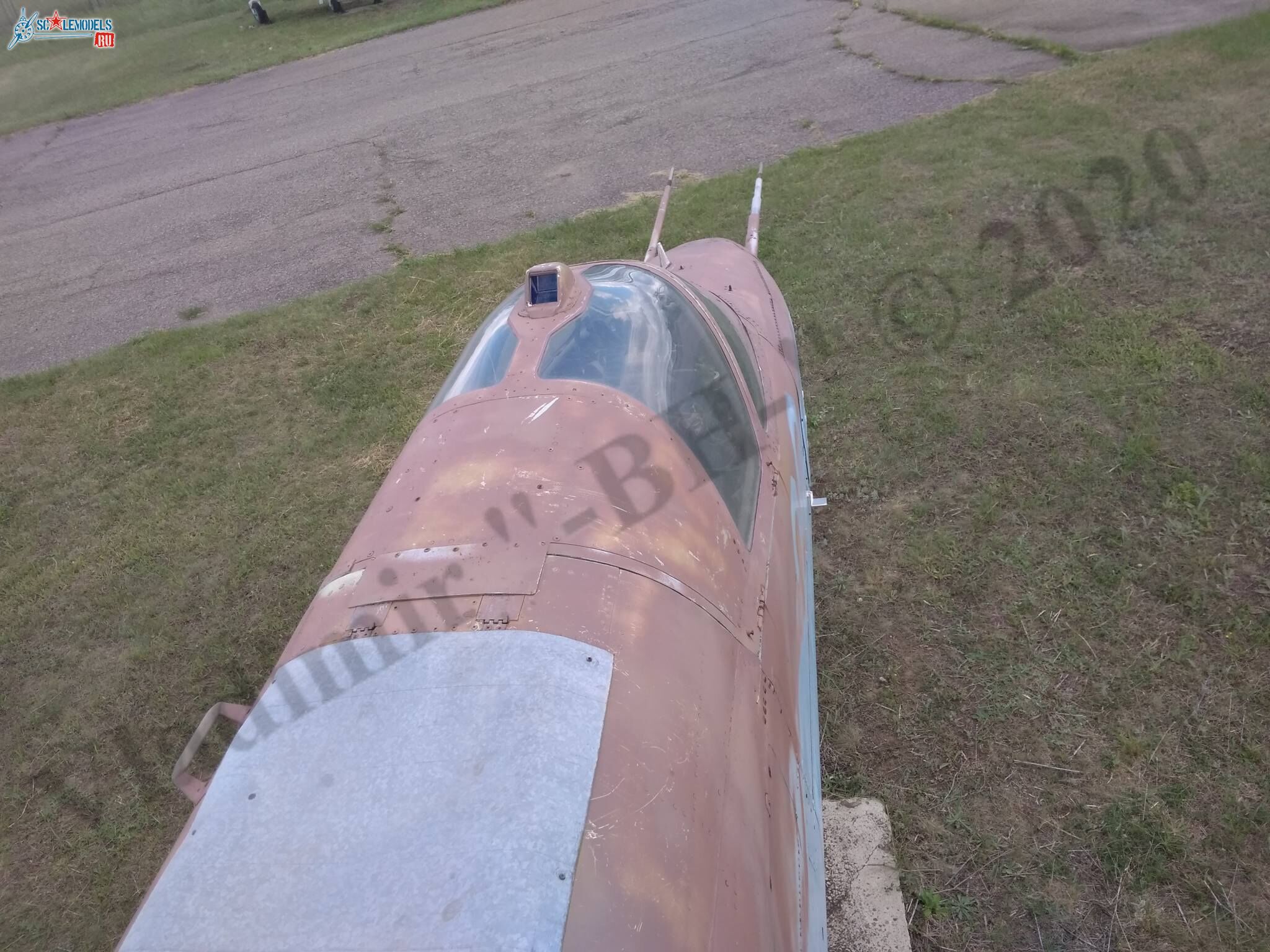 Su-25_Lugansk_88.jpg