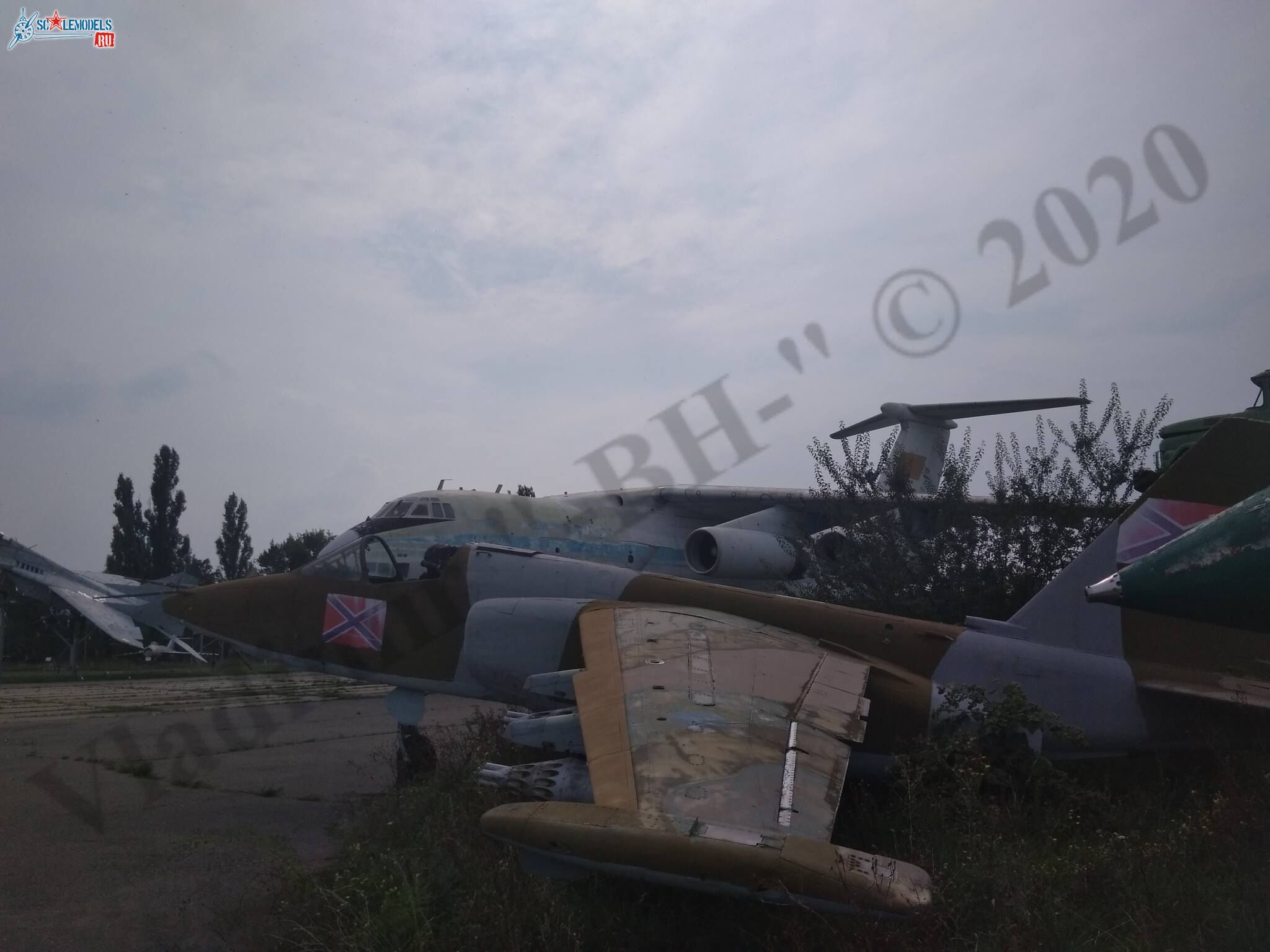 Su-25_Lugansk_4.jpg