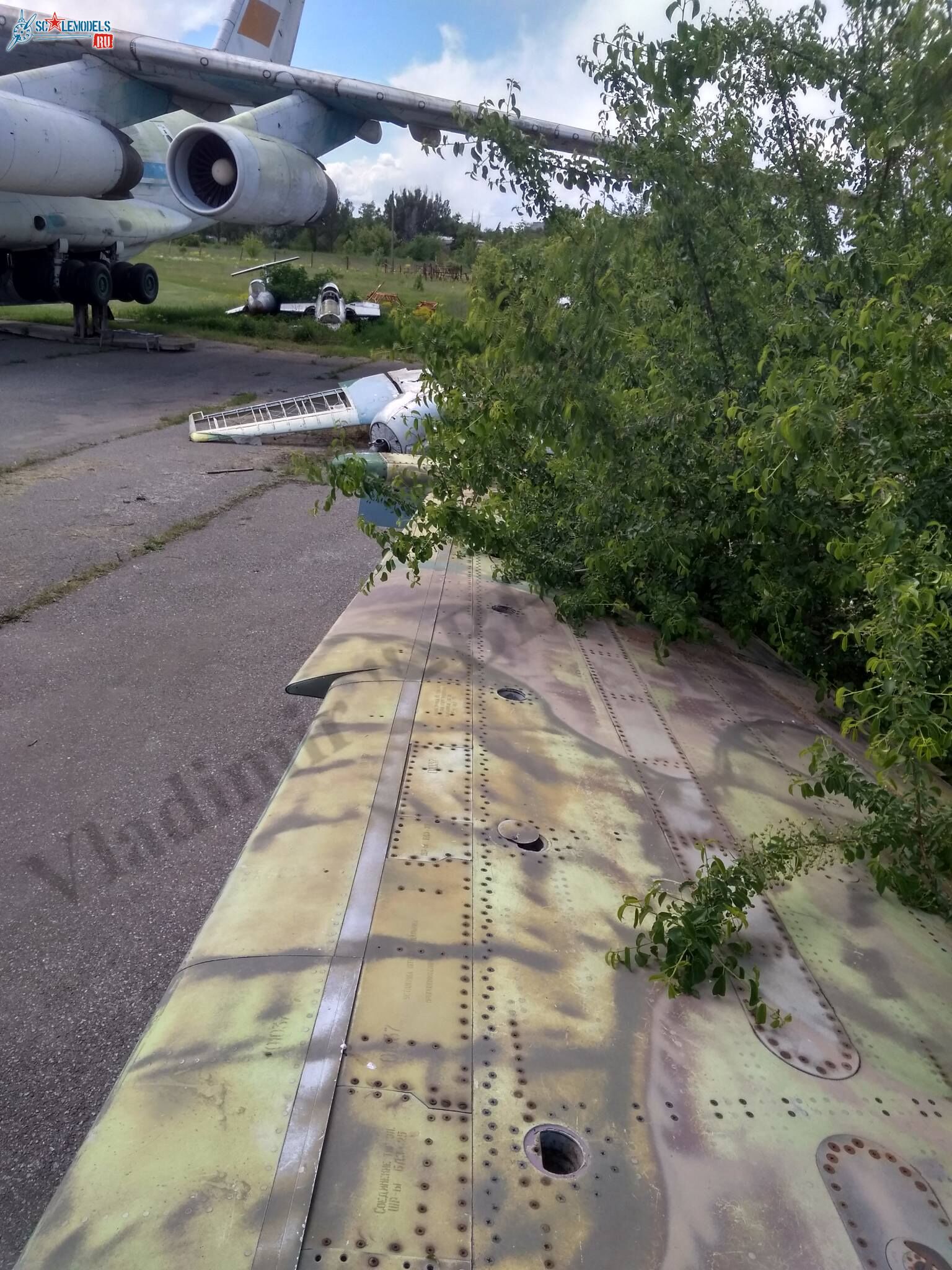 Su-25_Lugansk_68.jpg